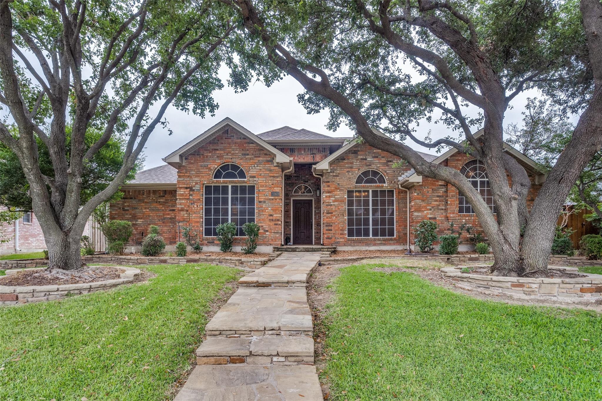 Sako Dr · front exterior